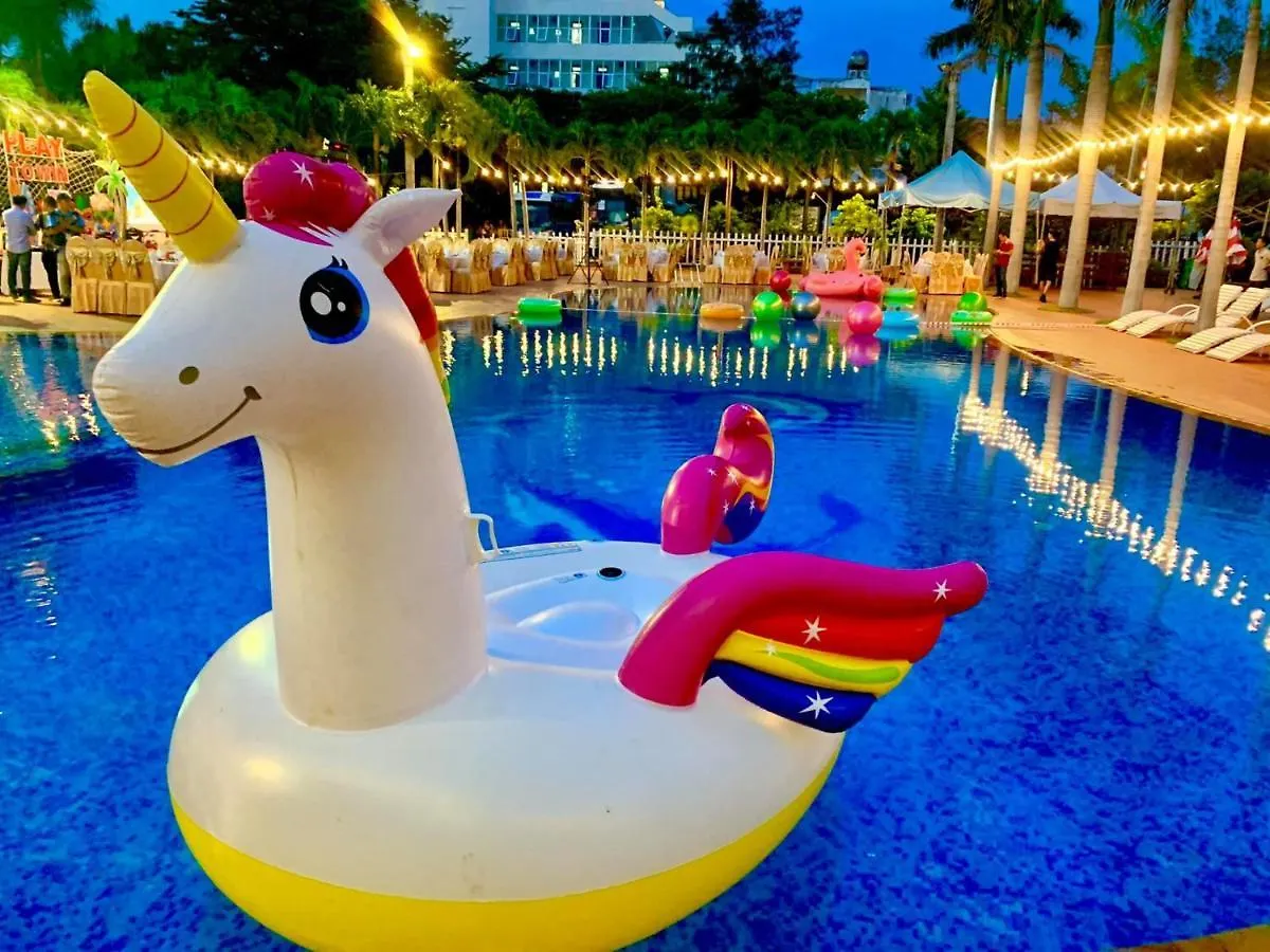 Nha Ong Newwave Vung Tau - Venuestay 0*,